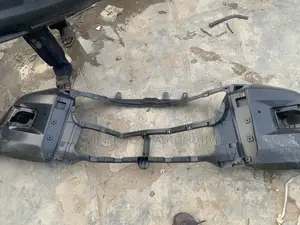 Front Bumper Hilux 2022