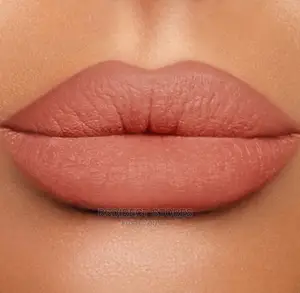 Avon Lisa Armstrong CATHERINE Colour Within the Lines Liner