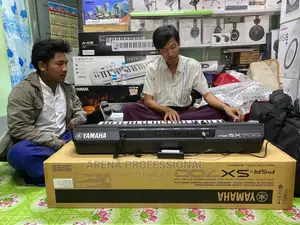 Yamaha PSR Sx700 Keyboard