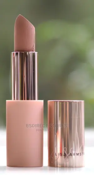 Avon Lisa Armstrong GEM STAR Matteiculous Gorgeous Lipstick
