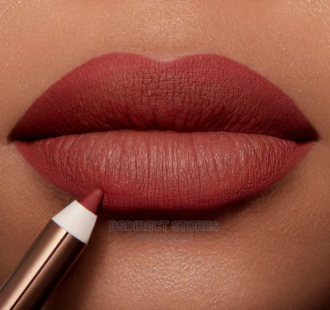 Avon Lisa Armstrong THE JOYS Colour Within The Line Lipliner
