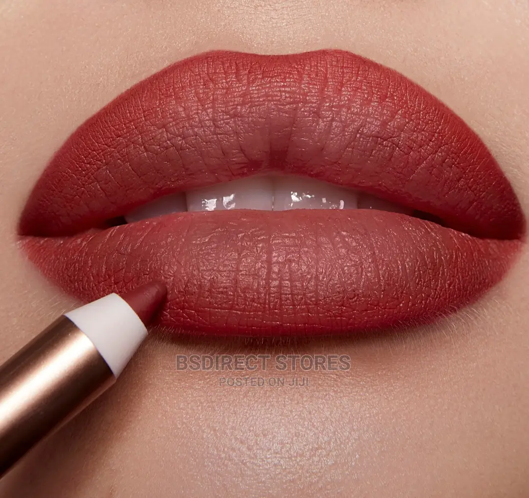 Avon Lisa Armstrong THE JOYS Colour Within The Line Lipliner