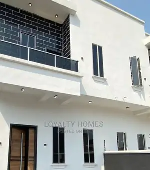 Furnished 4bdrm Duplex in Lekki for Sale