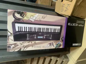 Yamaha PSR E383 Electronic Keyboard