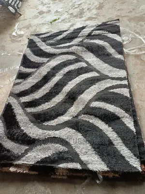 Center Rugs 10 by 7feet