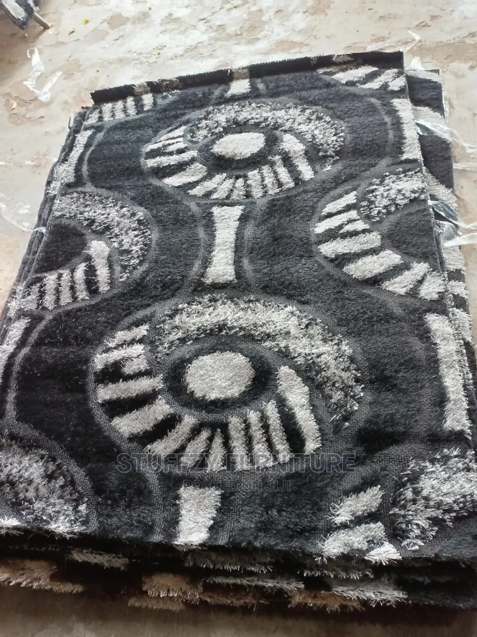 Center Rugs 10 by 7feet