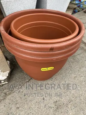 Flower Pots Large