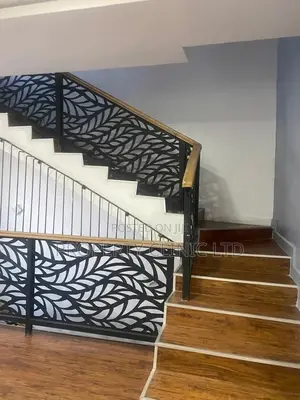 Photo - 5bdrm Duplex in Millenuim/UPS for rent