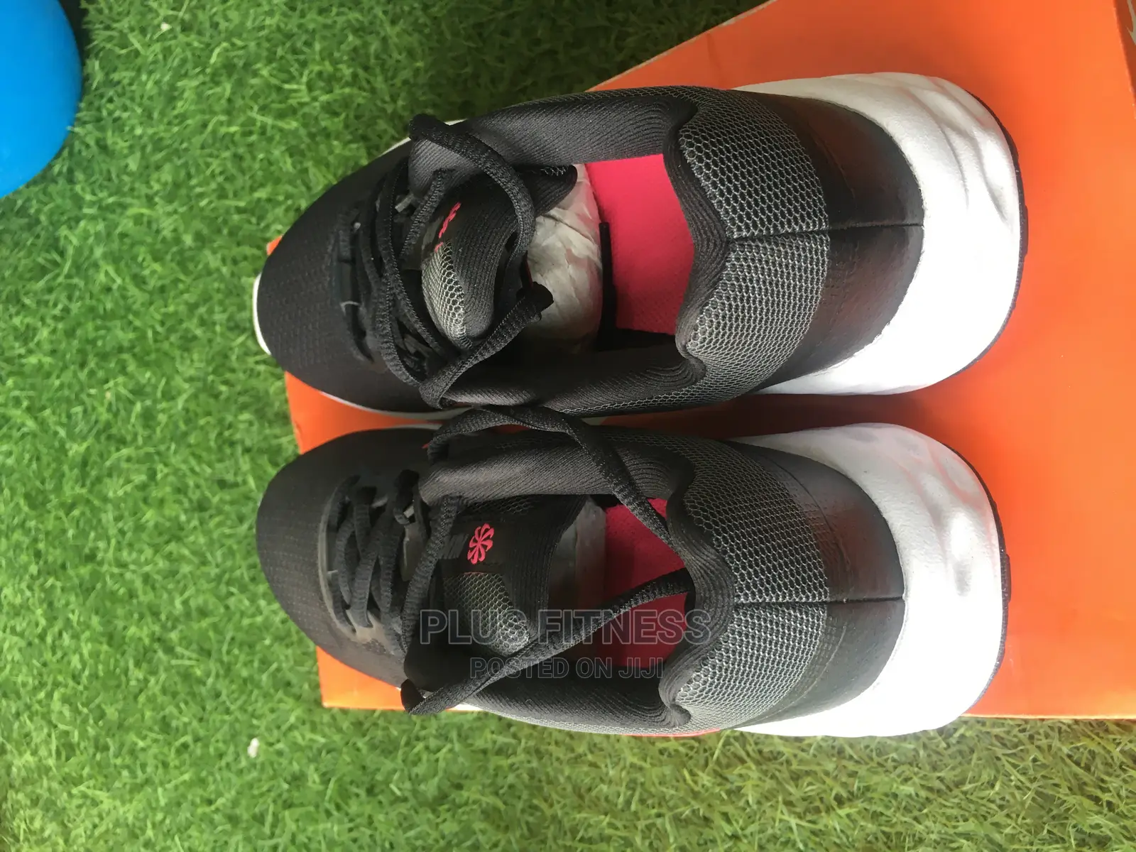 Nike Revolution 6NN