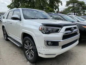 Toyota 4-Runner Limited 4dr SUV (4.0L 6cyl 5A) 2014 White