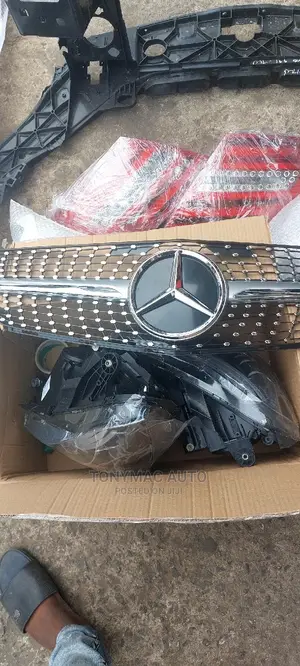Mercedes-benz C300 2013 Headlights Front Grille