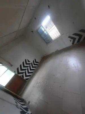 Studio Apartment in Bariga for rent