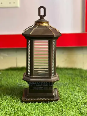 Quality Pillar Outdoor and Fence Light