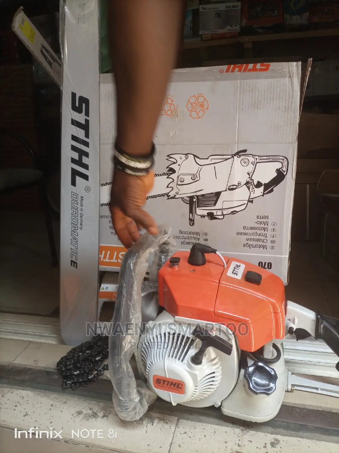Chainsaw Machine (For Tree Cutting)
