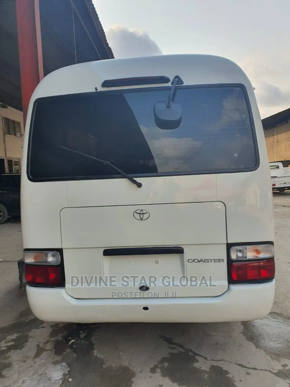 Toyota Coaster 2014 White
