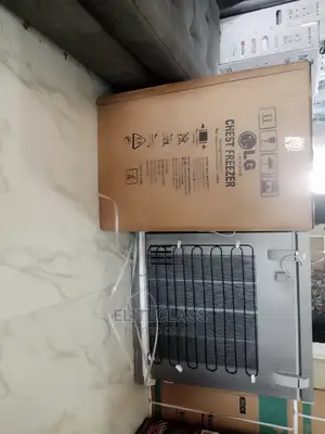 LG Chest Freezer GC-238L With Non Breakable Handle