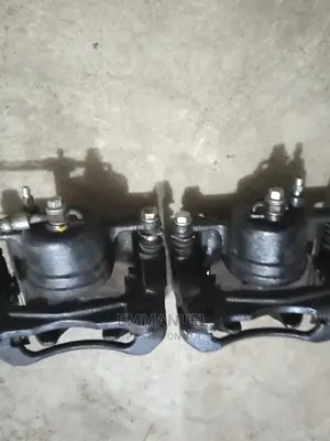 Front Caliper Toyota Corolla 2003 2006 and Matrix 2003 2006