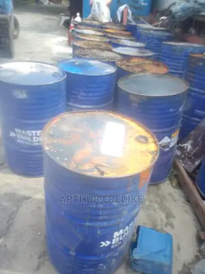 Master Builder Solution Hydraulic Oil