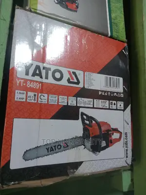 YATO Chainsaw. 18"
