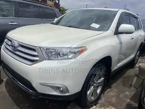 Toyota Highlander 2013 White