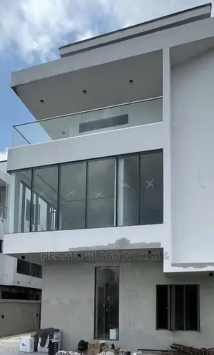 10mm Plain Glass Balustrade System