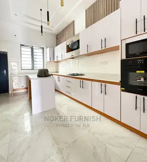 Home Kitchen Cabinets