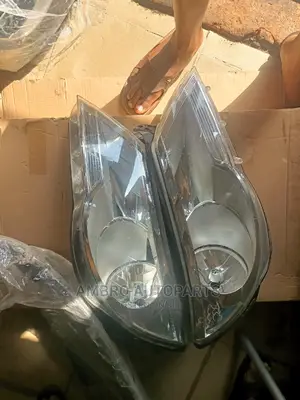 Complete Head Lamp Volkswagen Tiguan 2010