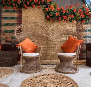 Traditional Wedding Decor