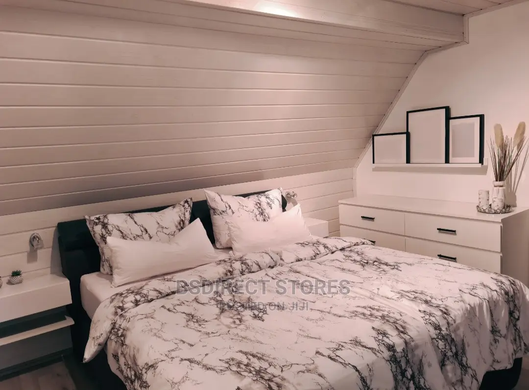 Bedsure Get Cozy Marble Pattern KING Duvet + 2 Pillowcases