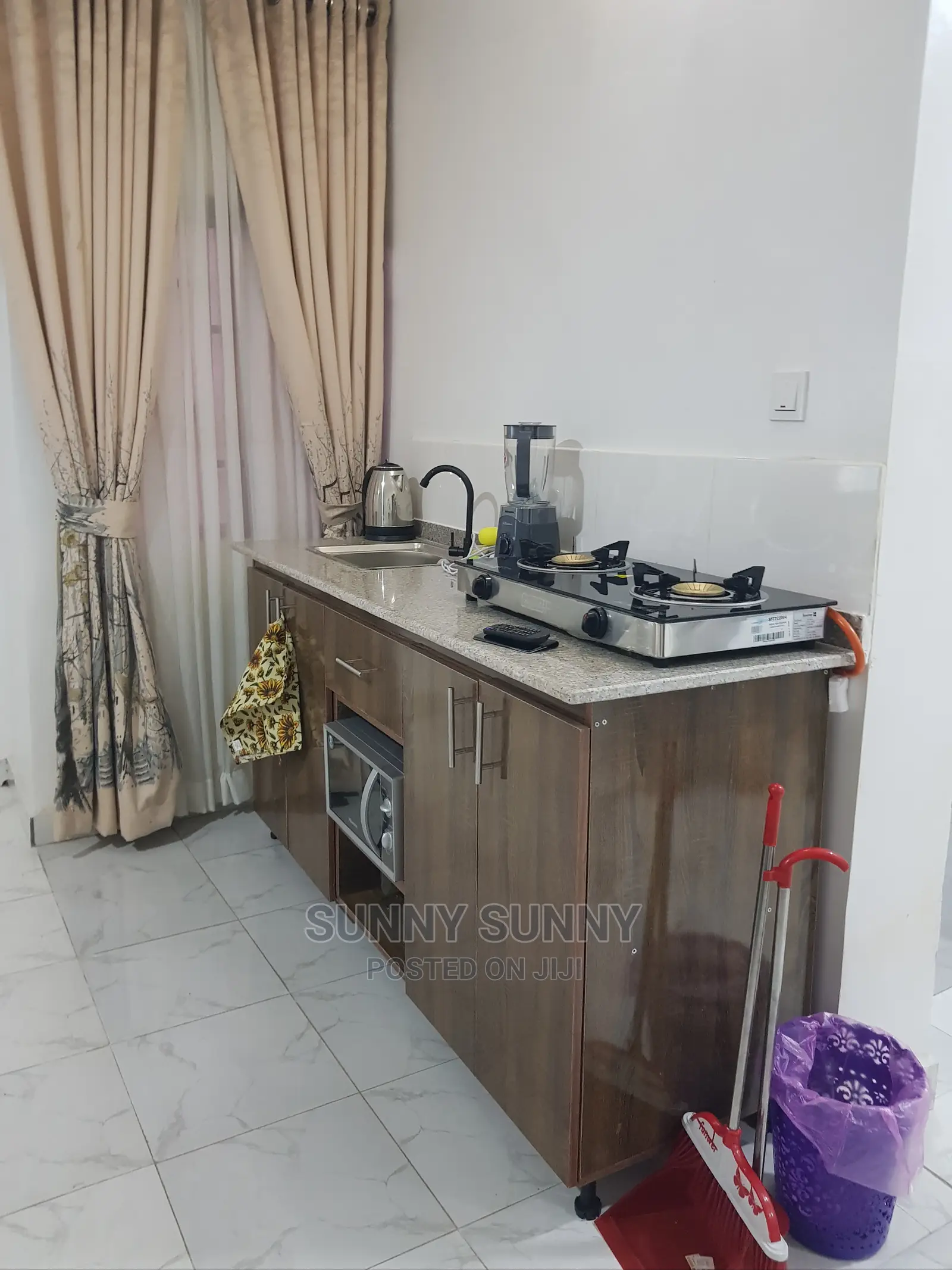 Studios/One Bedroom
