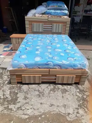 4x6 Bedframe Woth Side Cupboard