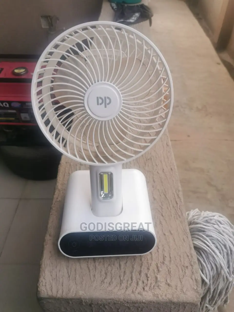 DP Rechargeable Table Fan