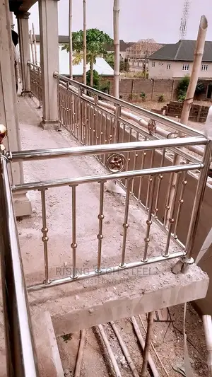Stainless Handrail Ring Ball With Round Design