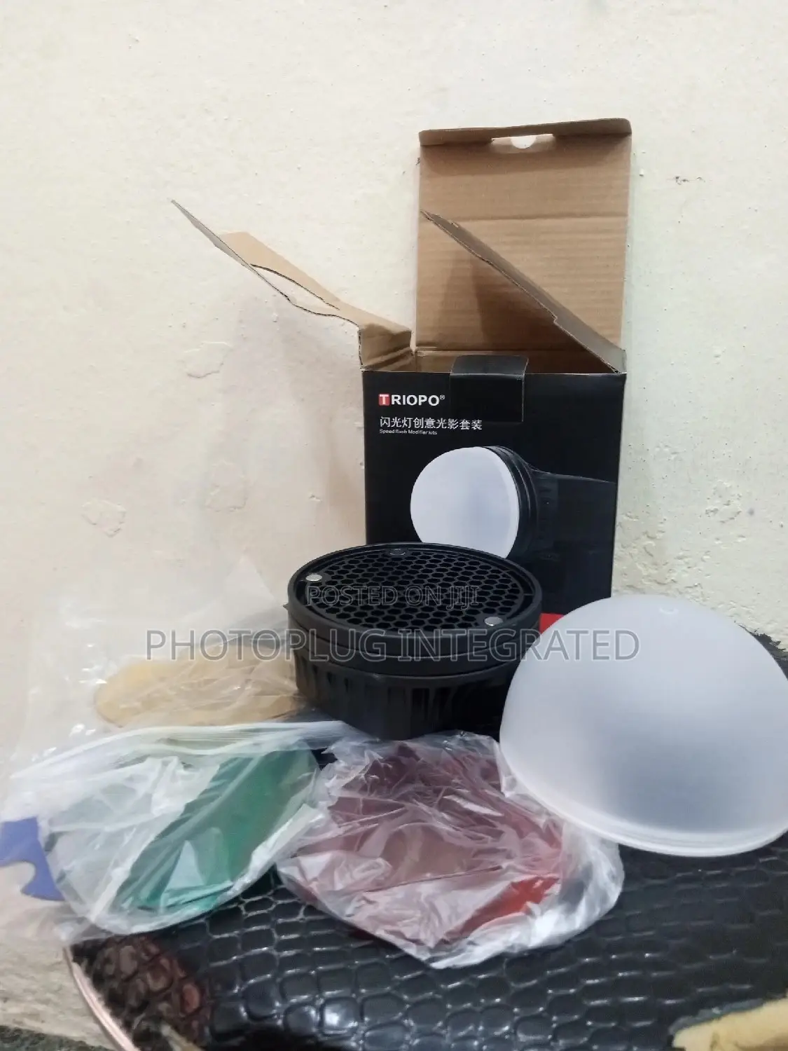 Triopo Speedlite Flash Diffuser / Modifier Kits