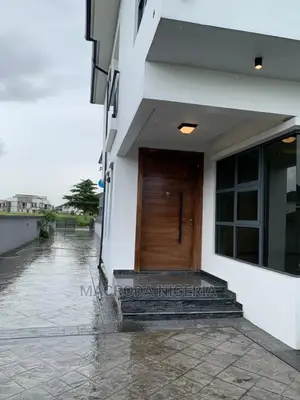 4bdrm Duplex in Royal Gardens Estate, Ajah for sale