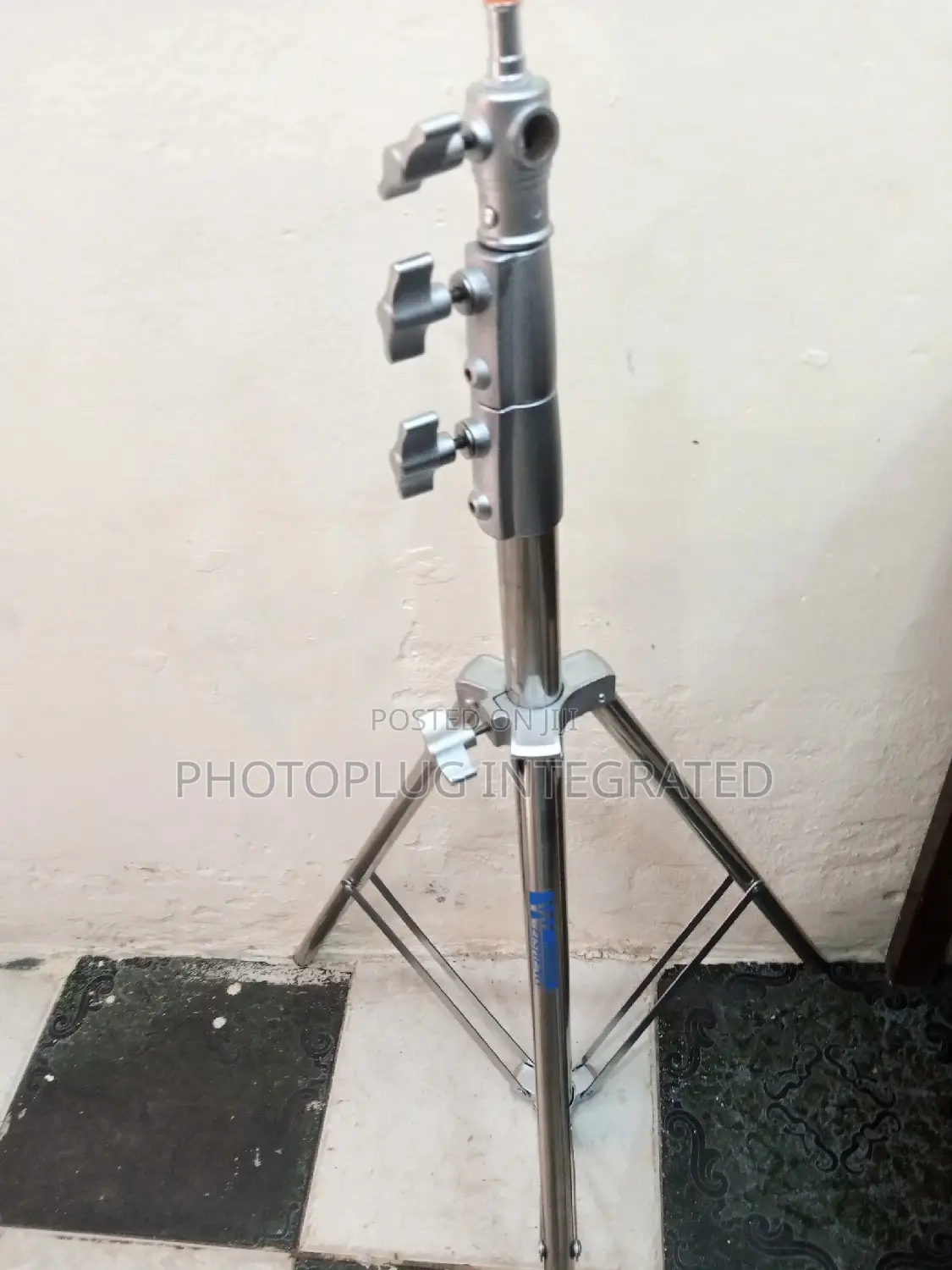 Heavy Duty Silver Light Stand