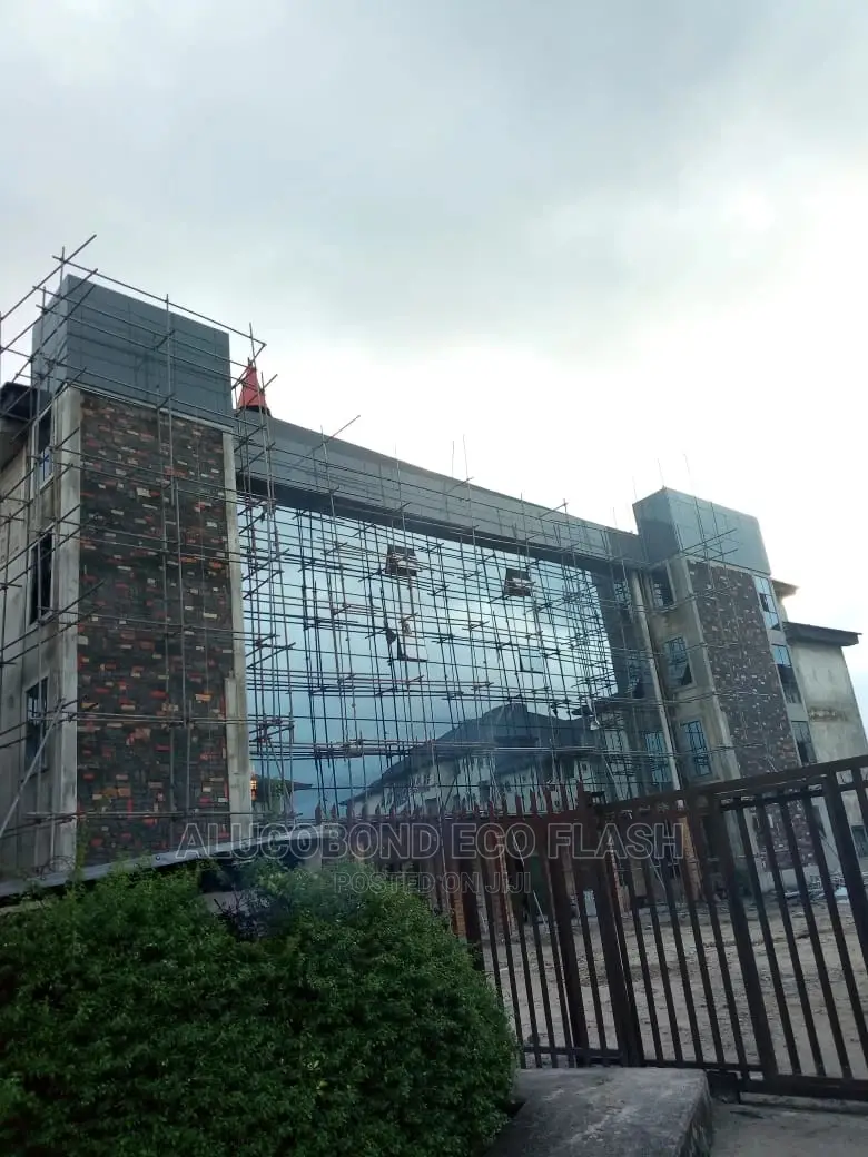 Cladding With Alucobond