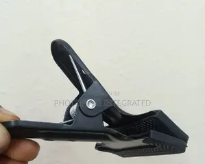 Background Backdrop Clip / Peg