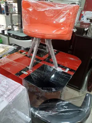 New Authentic Dinner Set With 4 Chairs