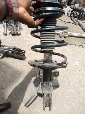 Front Shock Absorber Toyota Camry 2000 2002 and Lexus Es300