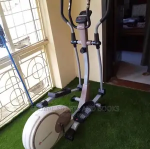 Cross Trainer Elliptical Machine