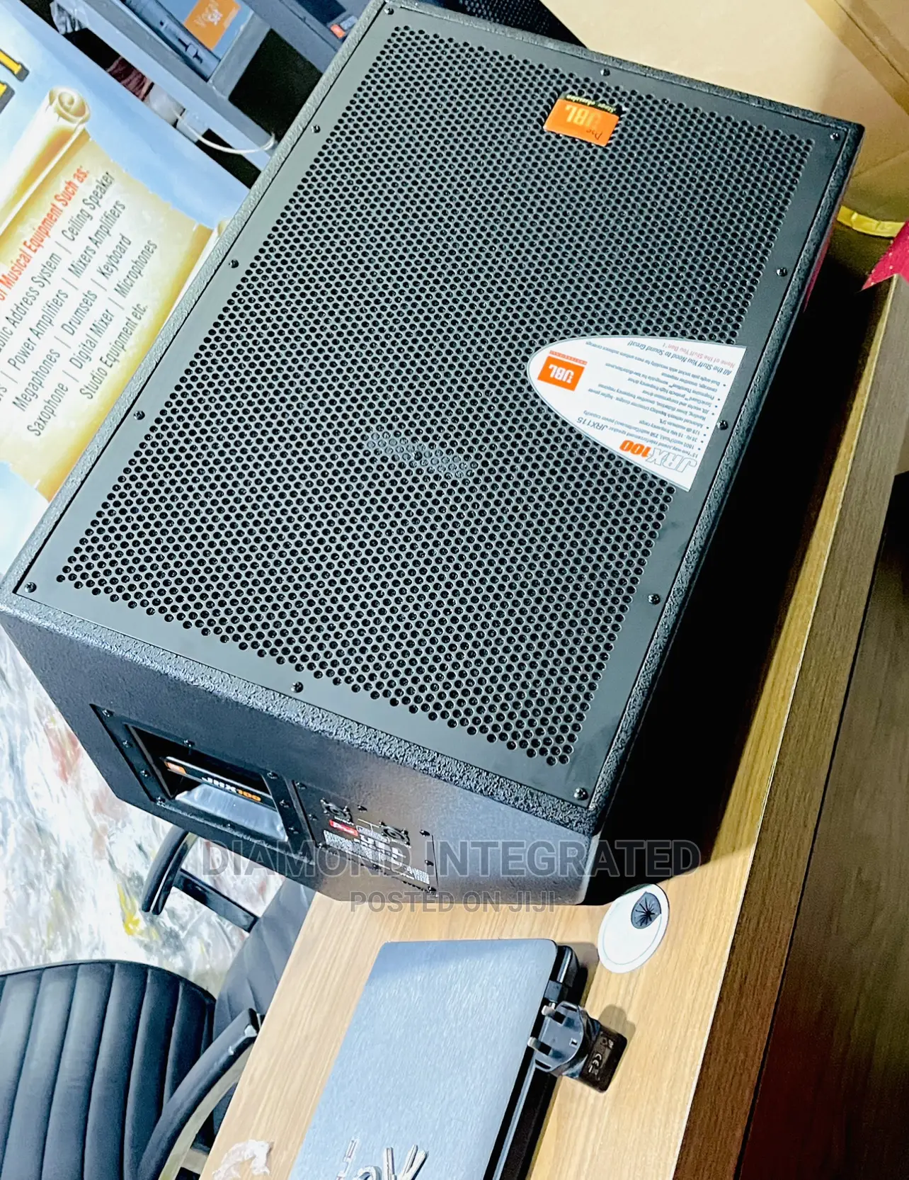 JBL 15 Inches Floor Monitor/Hanging in Ojo Audio & Music Equipment