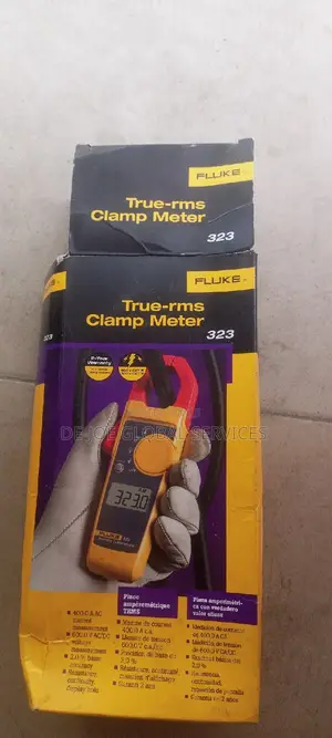 Fluke 323 True Rms Clamp Meter