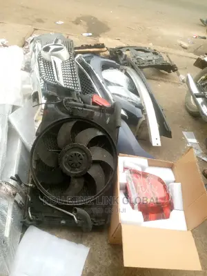 Mercedes Benz Spare Time Replacement of Bumper Bonnet Fan