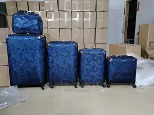 Set of 5 Luggage and Travel Box