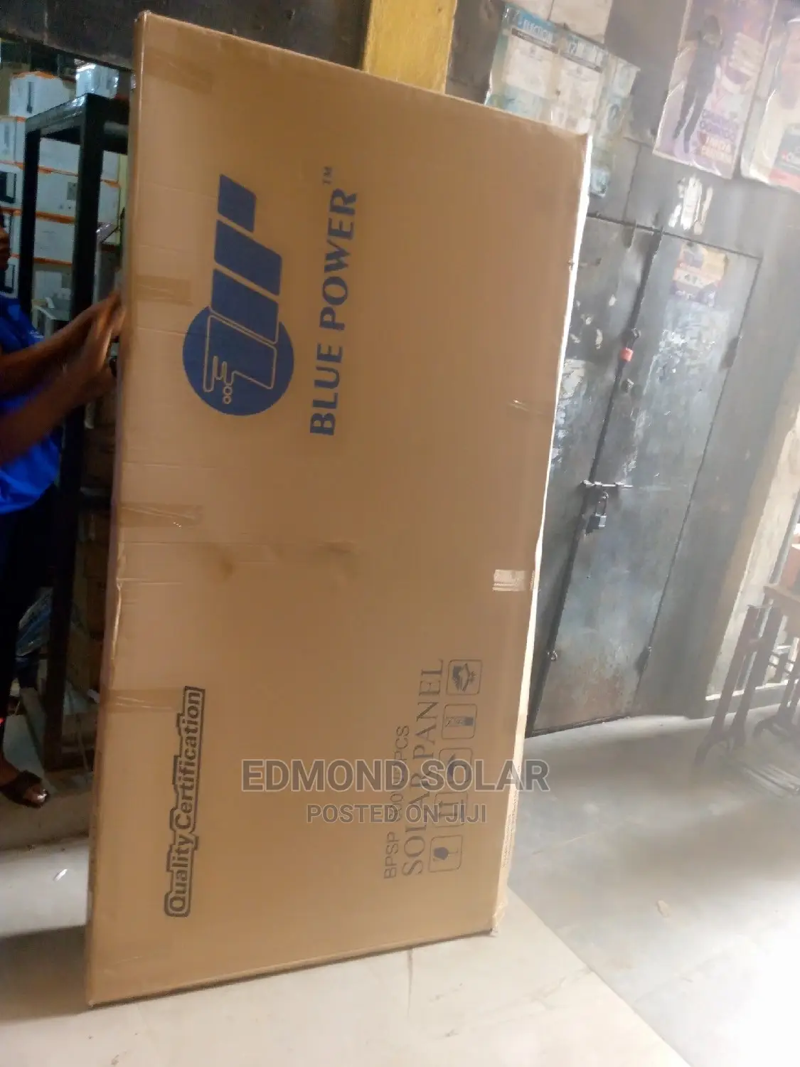 600W 24V Blue Power Solar Panel