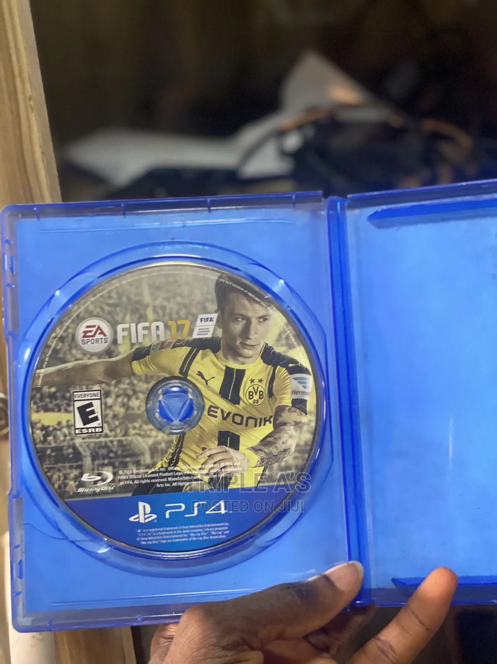 Sony Playstation 4 Fifa 17 Game