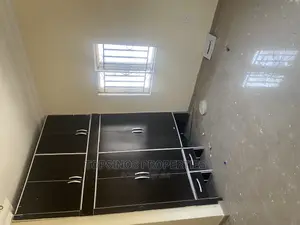 2bdrm Block of Flats in Dawaki for rent