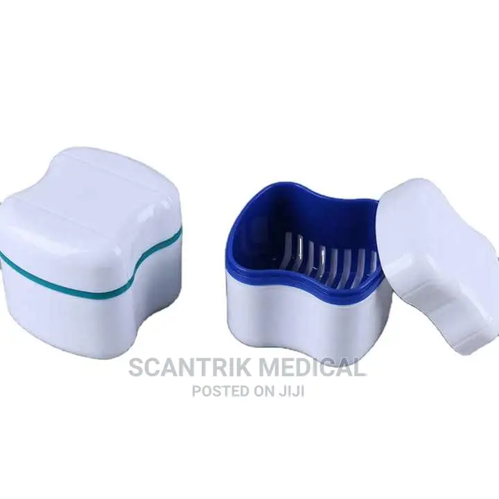 Denture Cup With Strainer