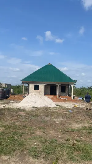 Aluminum Roofing With Aluminum Parapets